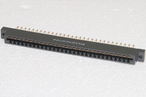 [152530] Kantconnector 1x30pol RM3.96 lodde-øsken