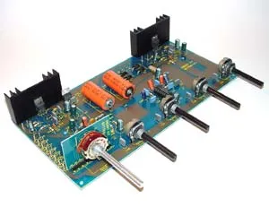 [13172] Byggesæt: Komplet 2 x 18 Watt forstærker UK