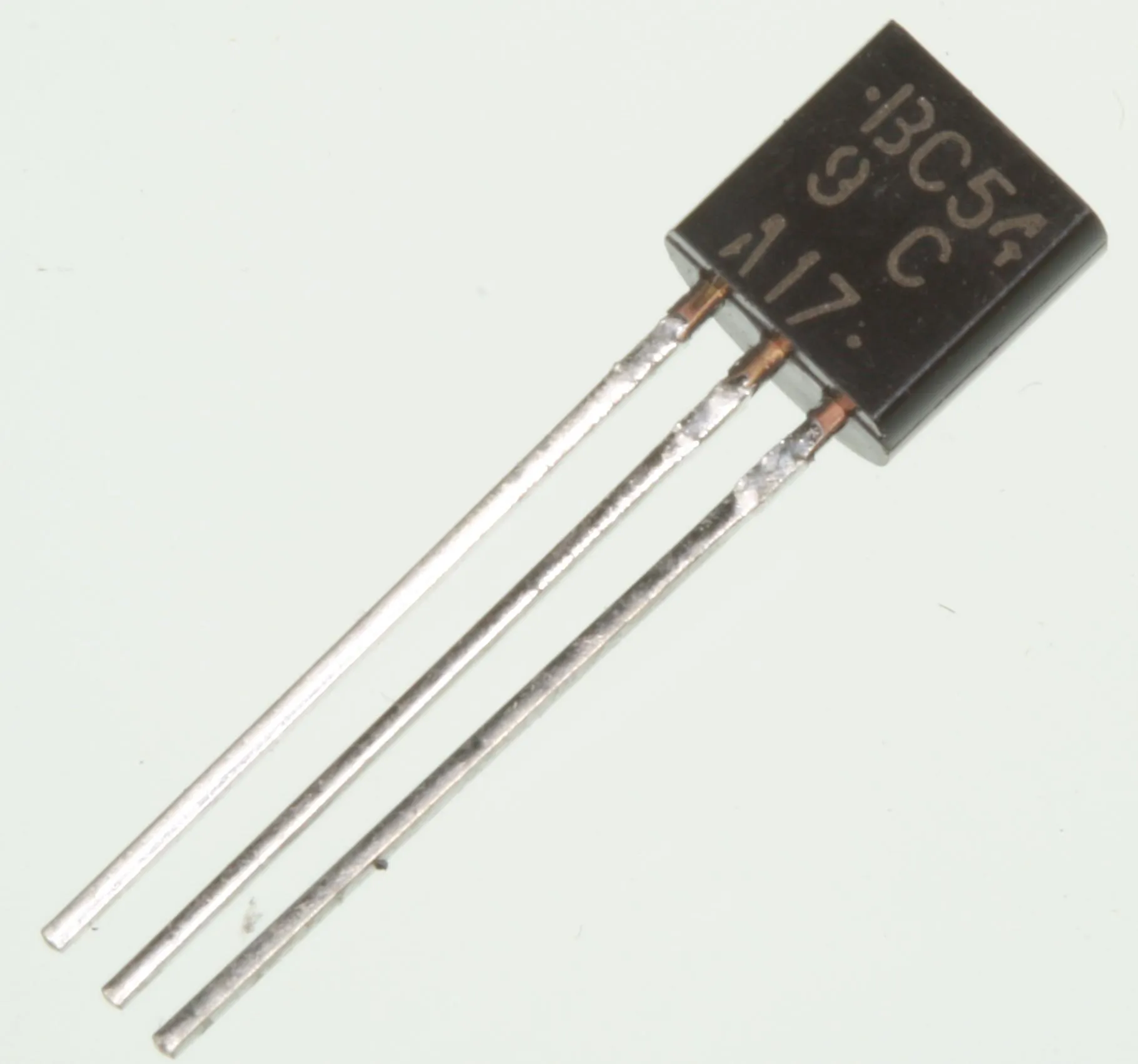 [77430] NPN 30V 0,1A 0,5W B:420-800 TO92