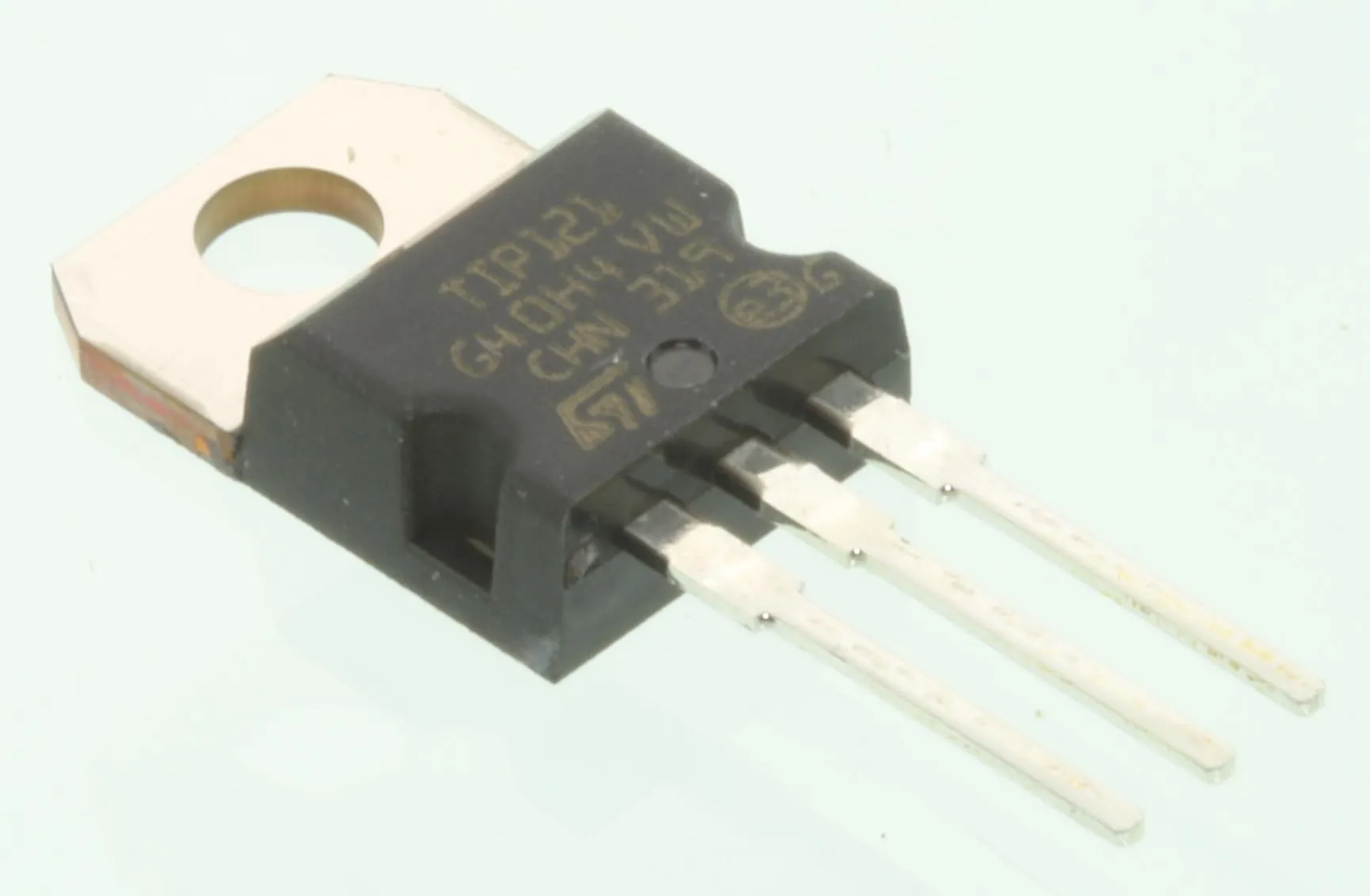 [77695] NPN-Darl 80V 5A 65W TO220