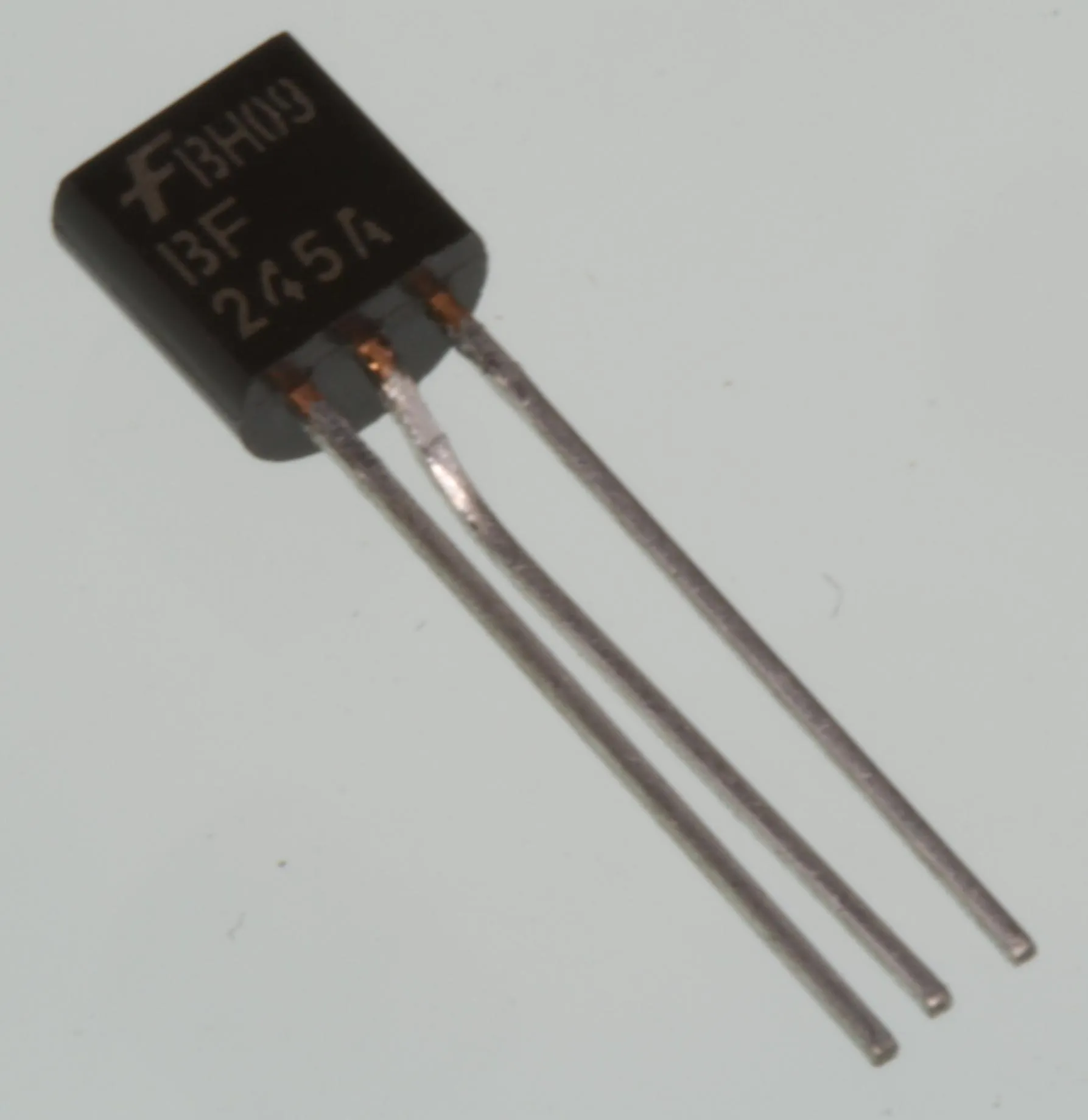 [77711] N-FET 30V 25mA 0,3W 2-6,5mA TO92