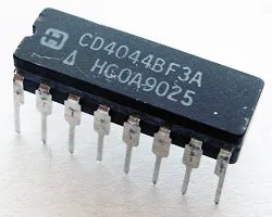 [79965] Quad Clocked D Latch DIP-16