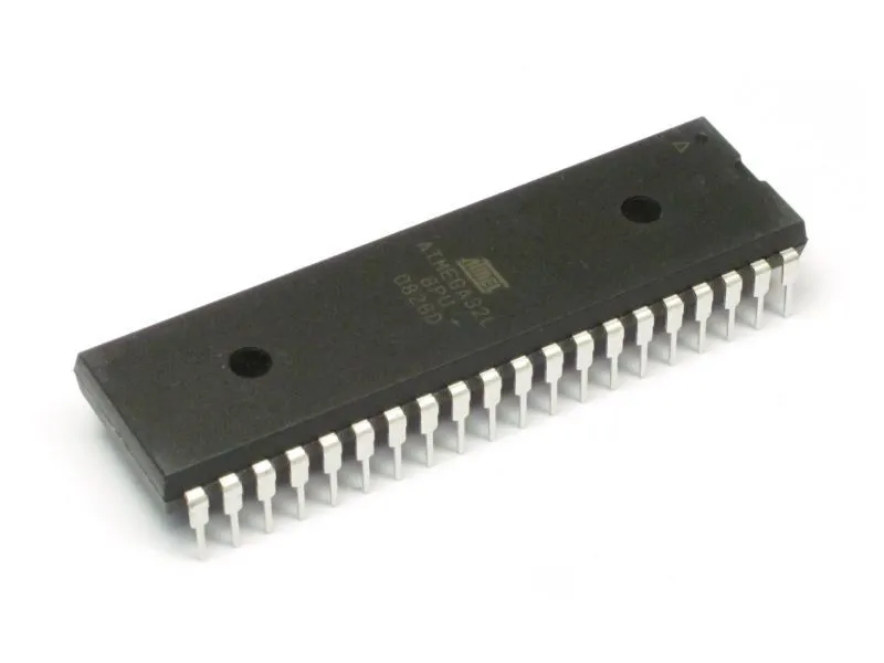 [80718] MC 8bit 2,7V 32kB Flash 8MHz DIP40