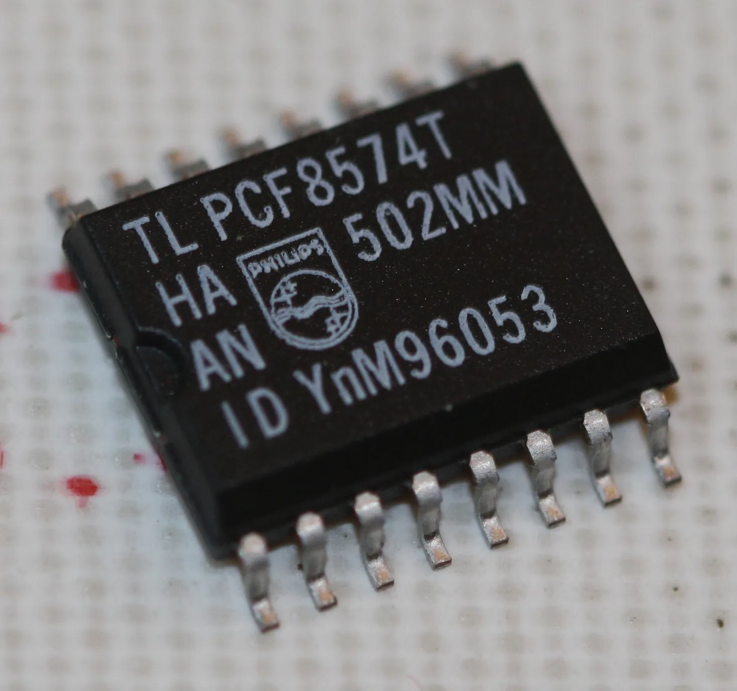 [81169] Remote 8-bit I/O expander for I2C-bus SO-16