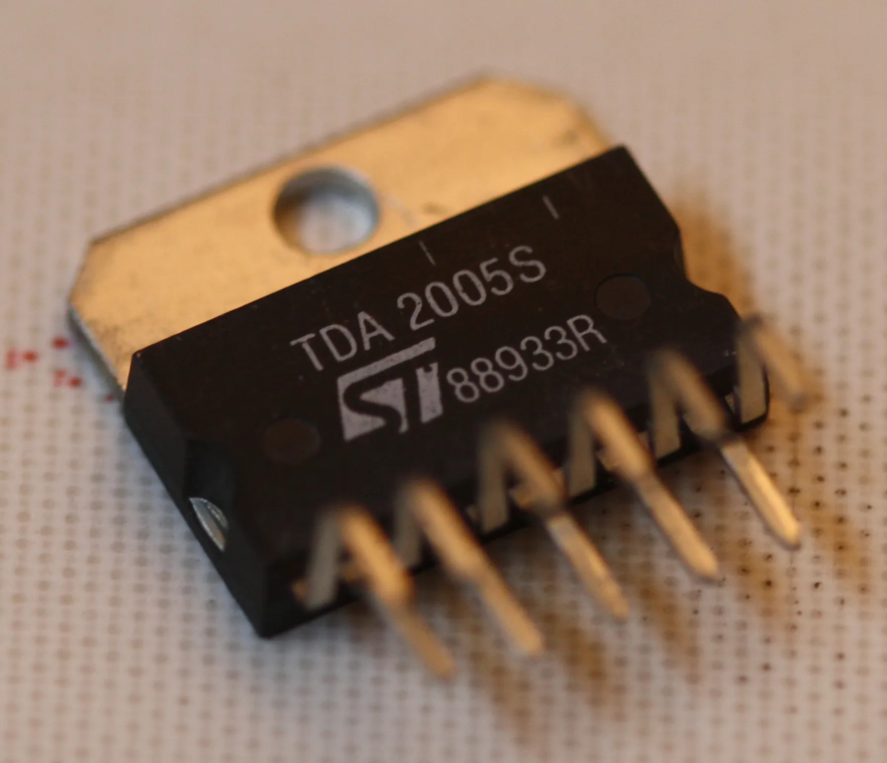 [81788] 2X10W stereo amplifier SIP-11