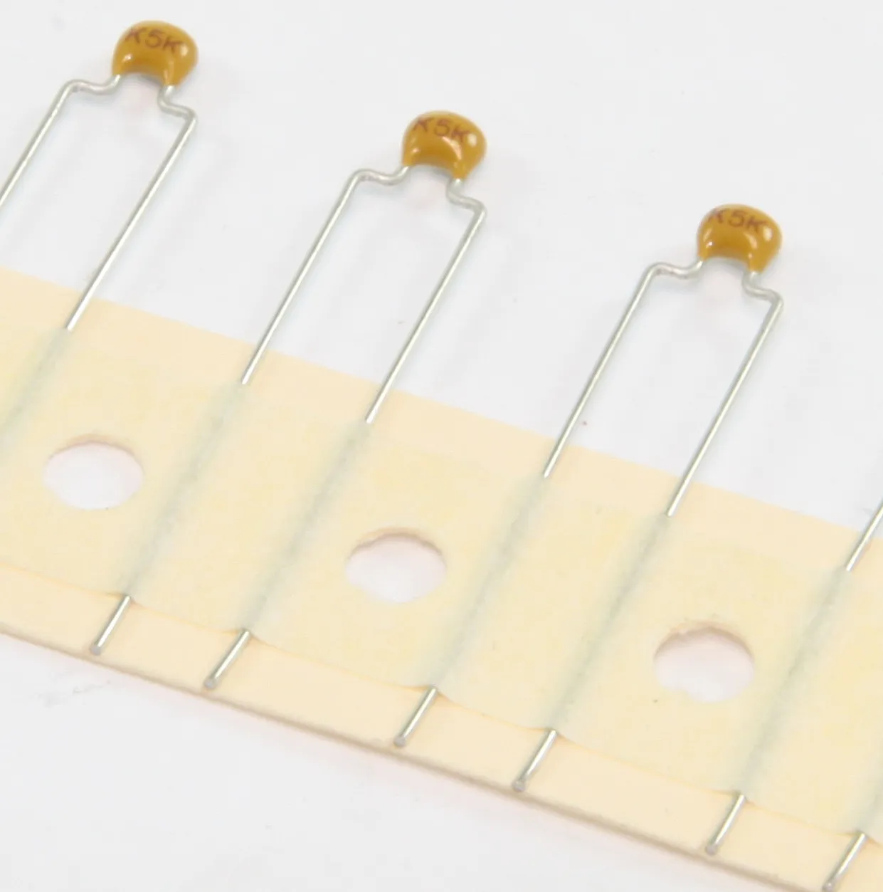 [85294] MLC Capacitor 100nF 63V Z5U P5,08