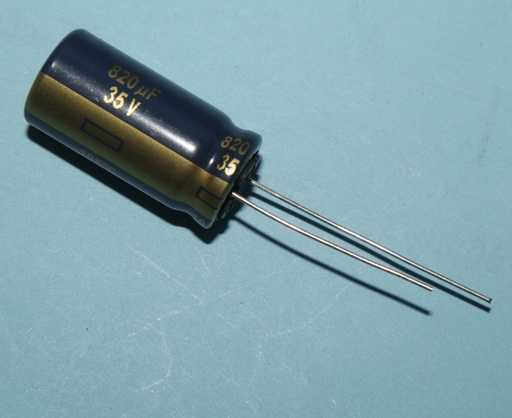[113525] El-Capacitor 820µF/35V-P5-10X25