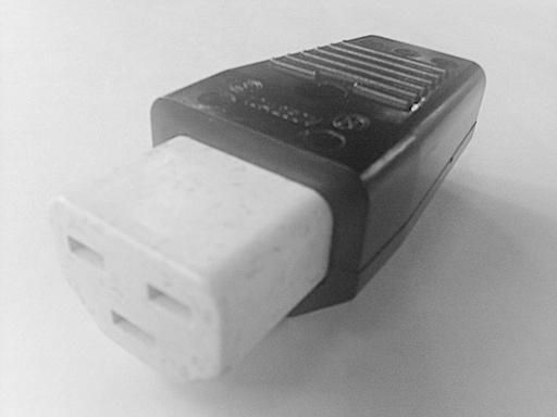 [115321] Netstik hun 10A 250V til gl. støvsuger o.lign.