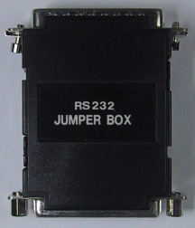 [95404] RS232 Jumper Box 25-pin han/hun