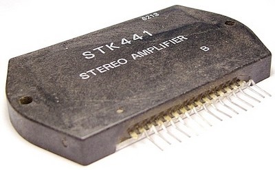 [121370] Stereo Amplifier 15-pin