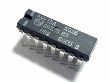 [128061] Recording/playback and 2 W audio power amp. DIL16