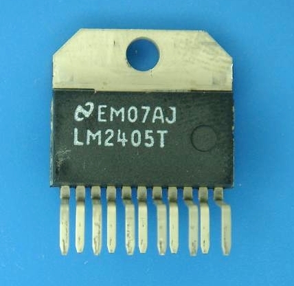 [130906] Monolithic Triple 7 ns CRT Driver TO-220/11