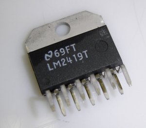 [130907] Triple 65 MHz CRT Driver TO-220/11