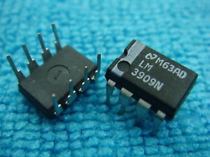[130952] LED Flasher/Oscillator DIP-8