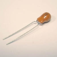 [131036] Tantalum Capacitor 47uF 35V P5.08