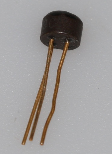 [131403] PNP 45V 100mA 0,3W TO-106