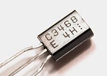 [98233] SI-N 300V 0.1A 1W 150MHz TO-92