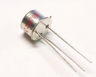 [98590] PNP 70/60V 0,7A 0,8W TO-39