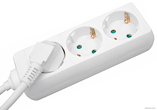 [100320] Stikdåse, 3 stik Schuko, 1,5m. uden afbryder