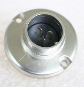 [136677] Amphenol 3 pol plug male chassis
