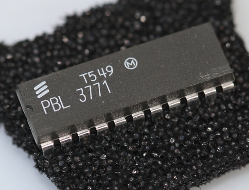 [137384] Precision Stepper Motor Driver DIP-22